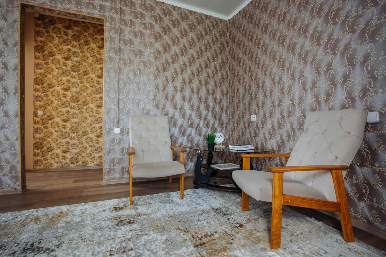 1-Комнатная Квартира В Центре На Аль-Фараби 93 Костанай Экстерьер фото
